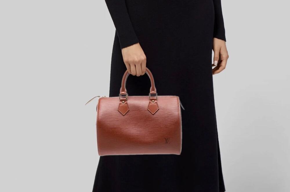 LOUIS VUITTON EPI LEATHER SPEEDY 25 IN KENYAN FAWN